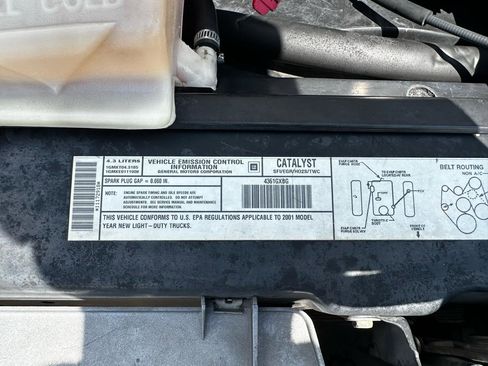 Used 2001 Chevrolet Express 1500 RWD image 54