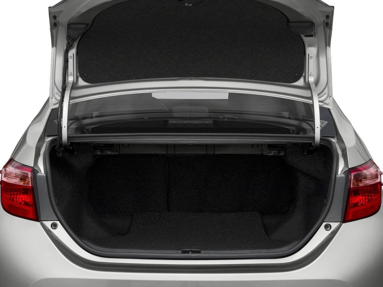 Used 2017 Toyota Corolla XLE w/ Carpet Mat Package (TMS) FWD image 6