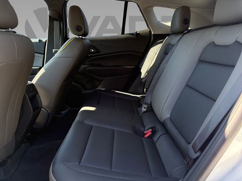 New 2026 Chevrolet Trax ACTIV w/ Sunroof Package image 5