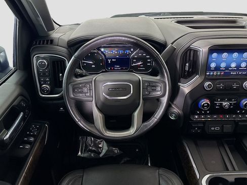 Used 2021 GMC Sierra 3500 Denali w/ Denali Black Diamond Edition image 27