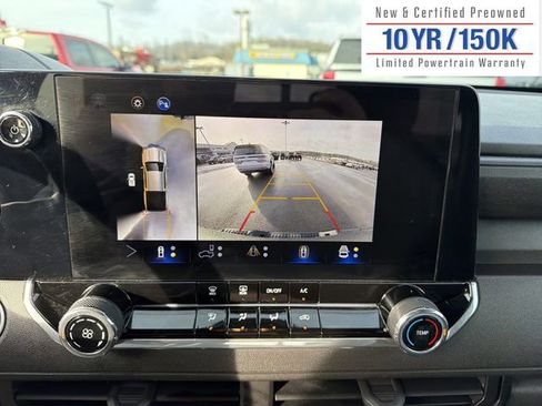 Used 2024 Chevrolet Colorado Trail Boss w/ Technology Package image 26