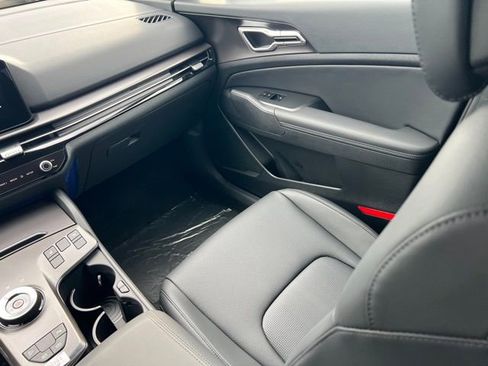 New 2026 Kia Sportage EX AWD/4WD image 11