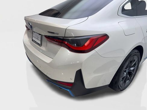 Used 2023 BMW i4 eDrive40 w/ Premium Package RWD image 18