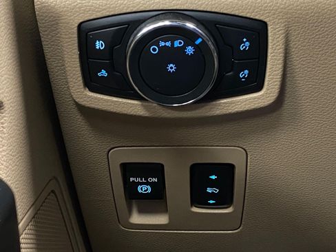 Used 2016 Ford F150 XLT w/ Equipment Group 302A Luxury AWD/4WD image 15