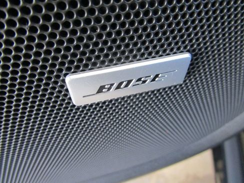 Used 2023 Chevrolet Traverse Premier image 28