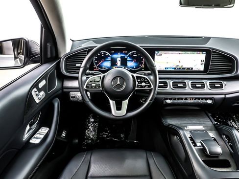 Used 2020 Mercedes-Benz GLE 350 4MATIC image 5