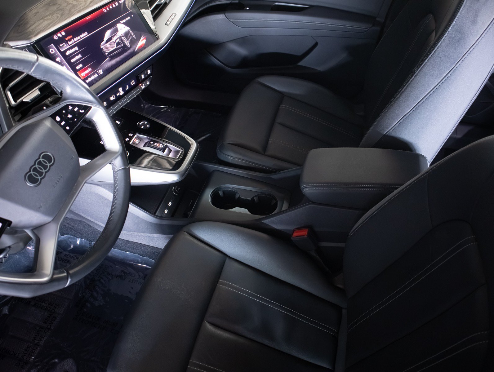 Used 2023 Audi Q4 e-tron Premium Plus AWD/4WD image 18