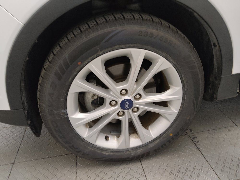 Used 2018 Ford Escape SE FWD image 31