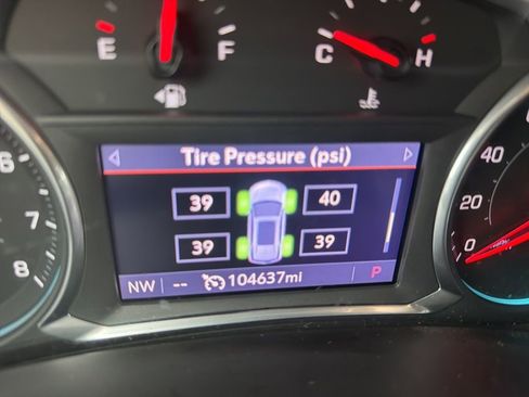 Used 2019 Chevrolet Equinox Premier w/ LPO, Floor Liner Package image 22