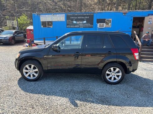 Used 2012 Suzuki Grand Vitara Limited image 2