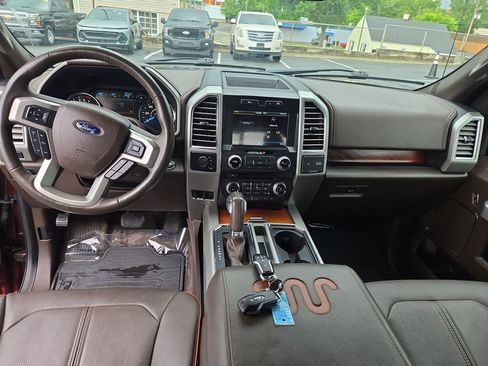Used 2015 Ford F150 King Ranch w/ Equipment Group 601A Luxury AWD/4WD image 14