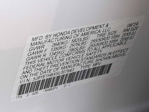 Used 2025 Acura MDX SH-AWD w/ Advance Package image 39
