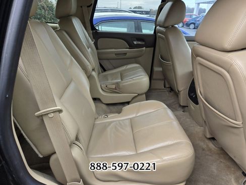 Used 2011 Chevrolet Tahoe LT w/ Luxury Package image 5