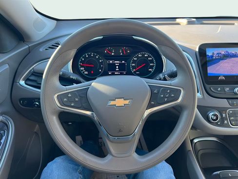 Used 2020 Chevrolet Malibu LT image 22