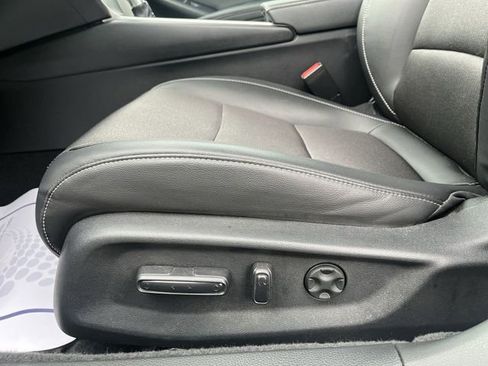 Used 2022 Honda Accord Sport image 16