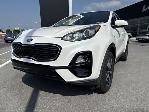 Used 2021 Kia Sportage LX AWD/4WD image 8