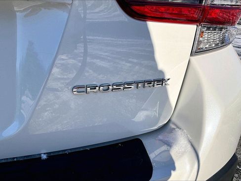 Used 2023 Subaru Crosstrek 2.5i Limited w/ Moonroof Package image 8