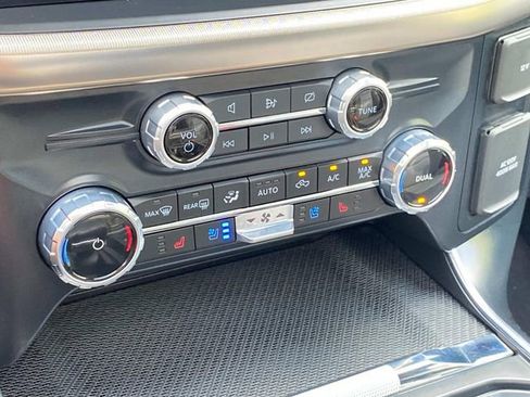 Used 2023 Ford F150 Raptor w/ Raptor Carbon Fiber Package image 25