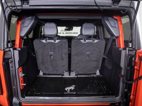 Used 2022 Ford Bronco Outer Banks image 9