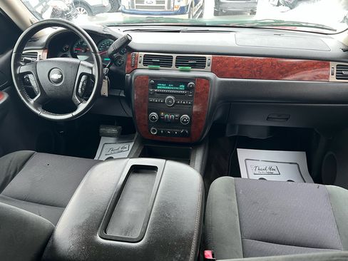 Used 2009 Chevrolet Avalanche LT w/ Convenience Package #1 image 15