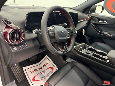 New 2026 Chevrolet Equinox RS image 13