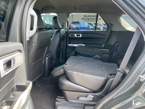 Used 2023 Ford Explorer XLT w/ Equipment Group 202A AWD/4WD image 43