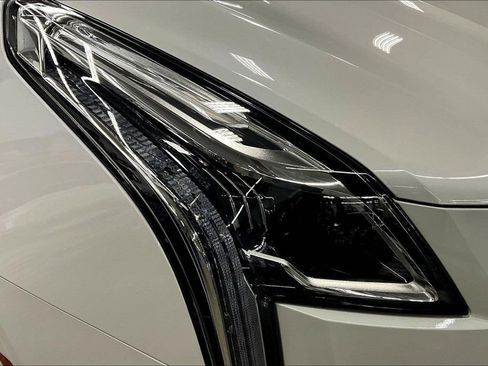 Certified 2023 Cadillac XT5 Premium Luxury w/ Technology Package AWD/4WD image 32