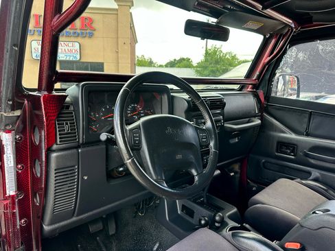 Used 2003 Jeep Wrangler Rubicon image 41