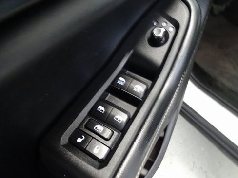 Certified 2023 Jeep Grand Cherokee Altitude image 10