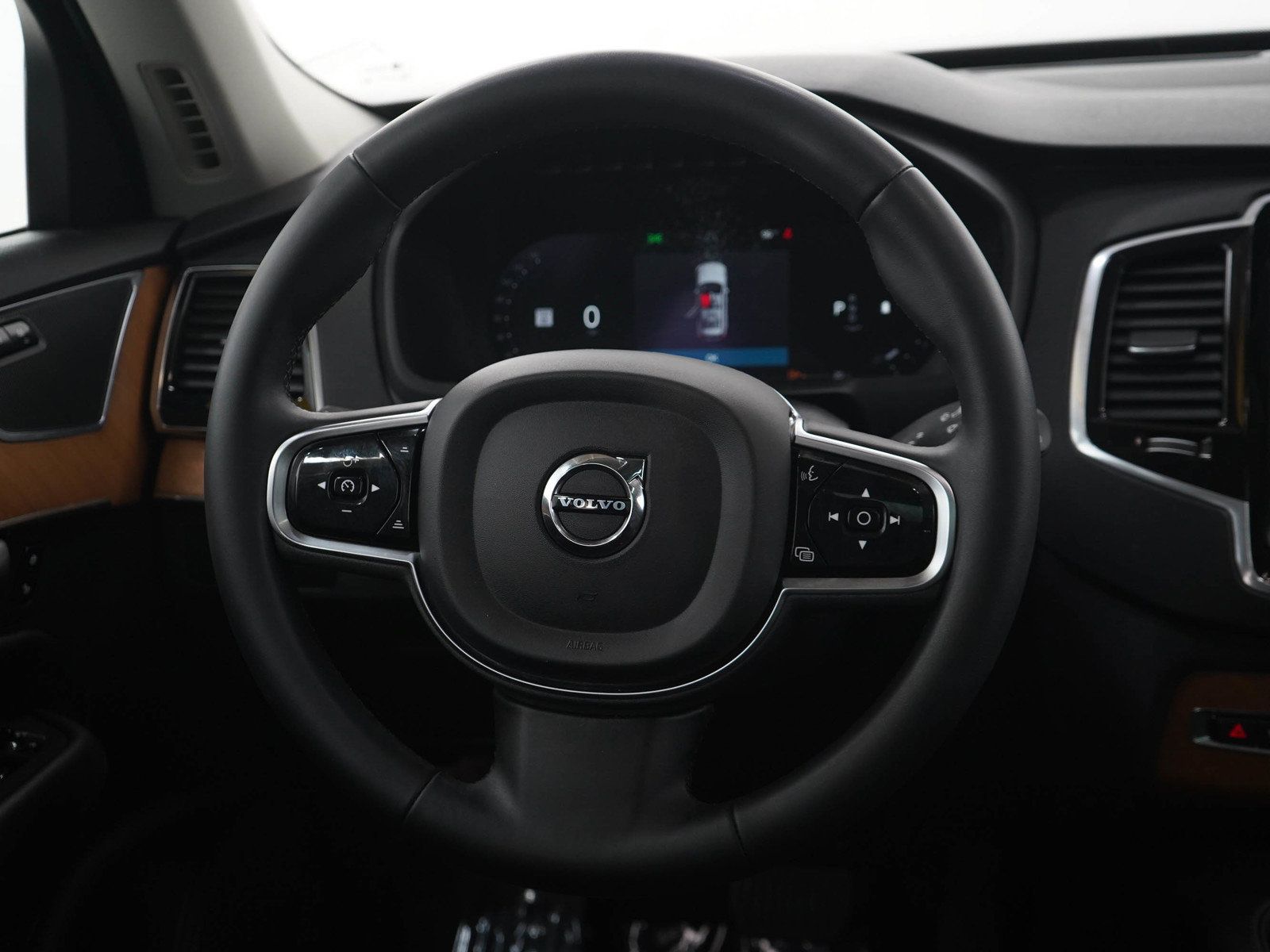 Used 2023 Volvo XC90 B6 Plus w/ Protection Package Premier AWD/4WD image 19