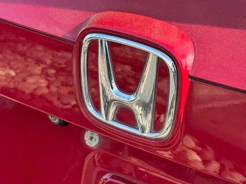 Used 2018 Honda Accord Sport image 23