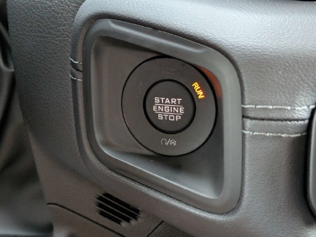 New 2026 Jeep Wrangler Unlimited Sahara AWD/4WD image 29