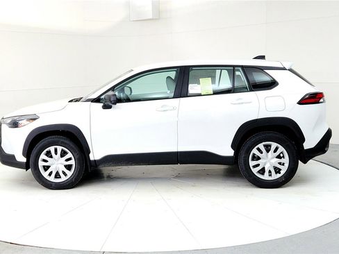 New 2026 Toyota Corolla Cross L image 3