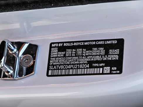 Used 2023 Rolls-Royce Cullinan Black Badge AWD/4WD image 41