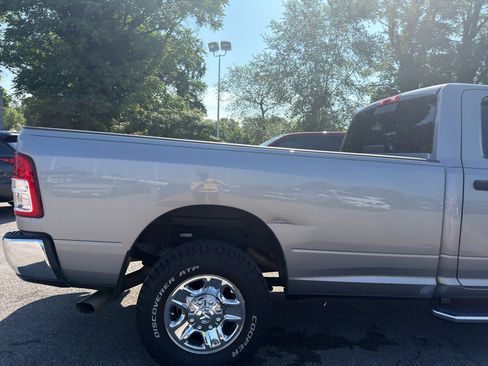 Used 2022 RAM 3500 Tradesman AWD/4WD image 4