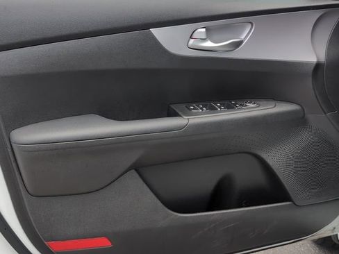 Used 2023 Kia Forte LXS FWD image 15