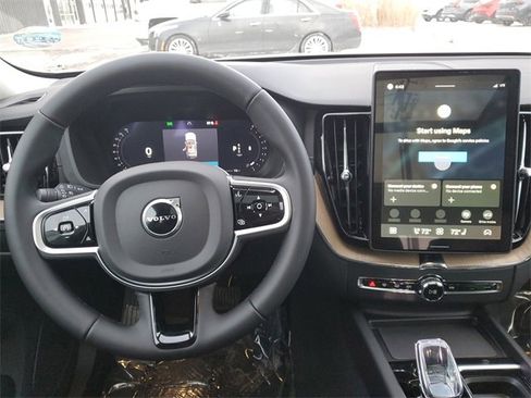 New 2026 Volvo XC60 B5 Ultra w/ Protection Package Premier image 21
