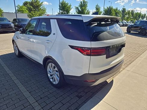 Certified 2025 Land Rover Discovery S AWD/4WD image 7
