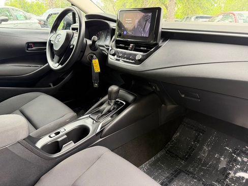 Used 2024 Toyota Corolla LE image 10