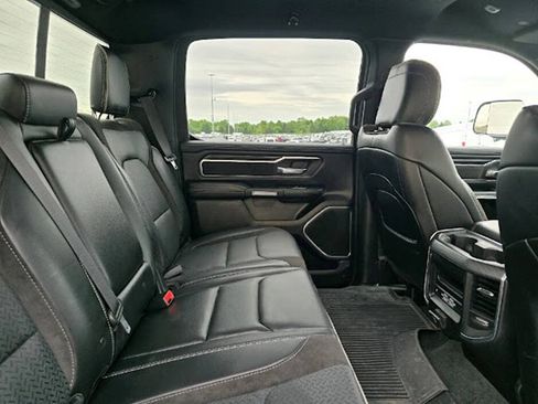 Used 2024 RAM 1500 Laramie AWD/4WD image 15