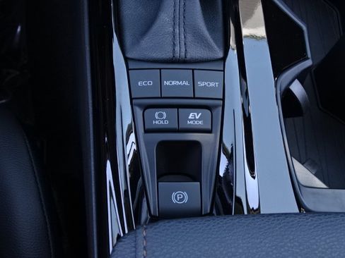 New 2026 Toyota Camry XLE FWD image 25