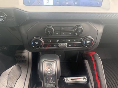 Used 2024 Ford Bronco Heritage Edition image 22