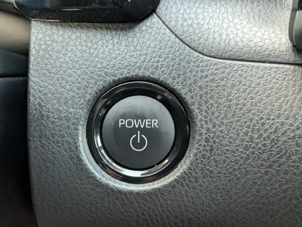 Used 2026 Toyota Camry SE FWD image 18