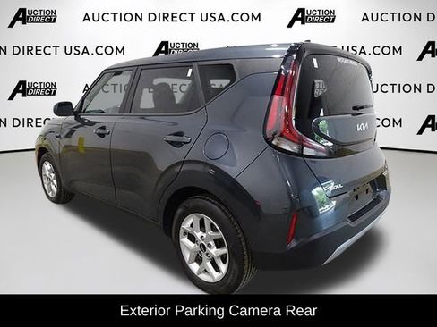 Used 2023 Kia Soul LX w/ Option Group 015 FWD image 5