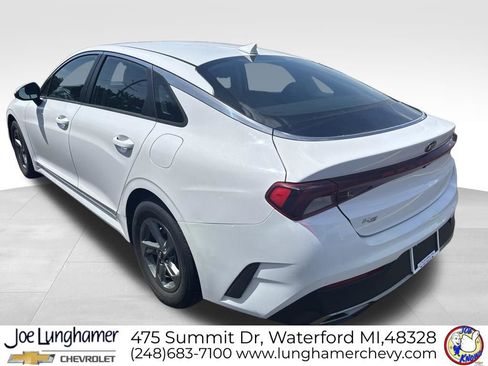 Used 2021 Kia K5 LX FWD image 5