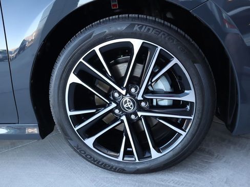 Certified 2025 Toyota Camry XLE image 30