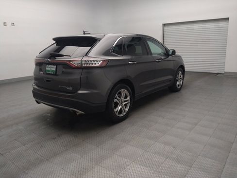 Used 2015 Ford Edge Titanium FWD image 9