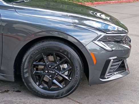 Used 2025 Kia K5 LXS FWD image 2