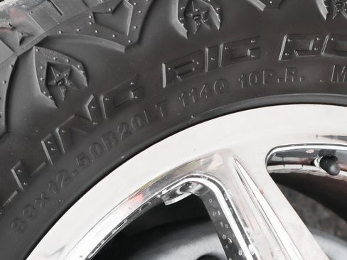 Used 2018 RAM 3500 Tradesman w/ Chrome Appearance Group image 37