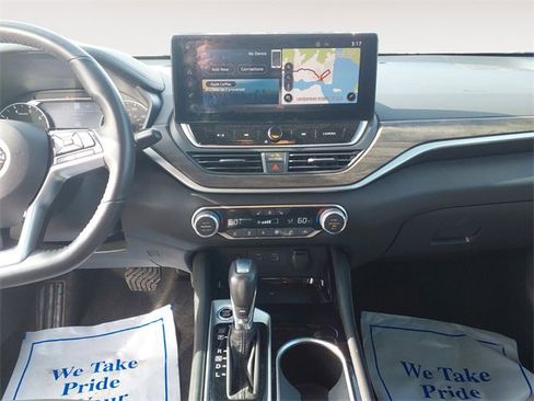 Used 2024 Nissan Altima 2.5 SL image 11